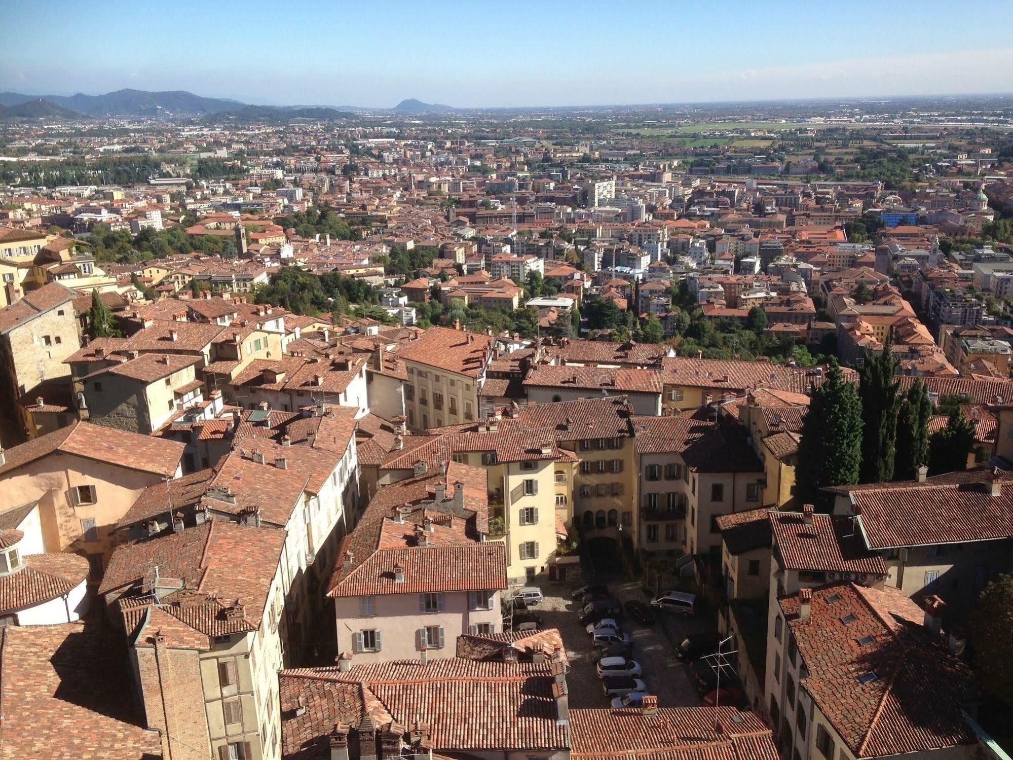 Uptown B'N'B Hotel Bergamo Exterior foto